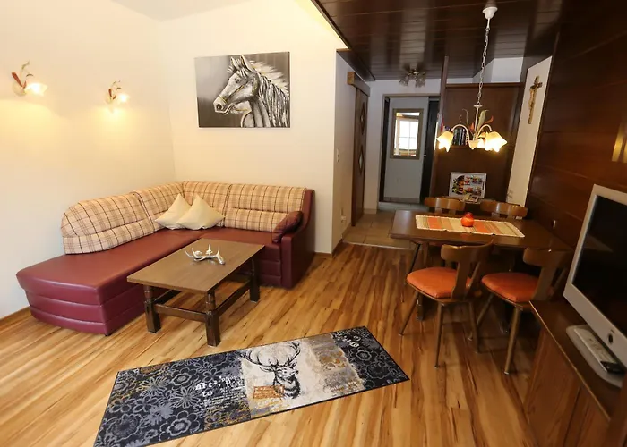 Landgasthof Schuster * Nesselwängle