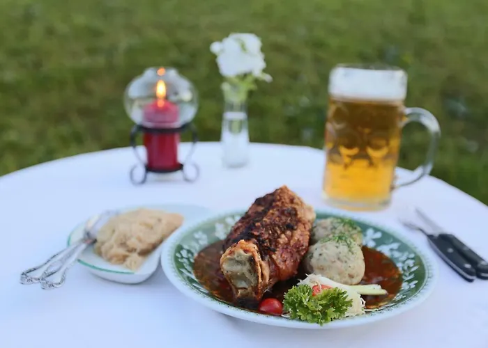 Landgasthof Schuster *